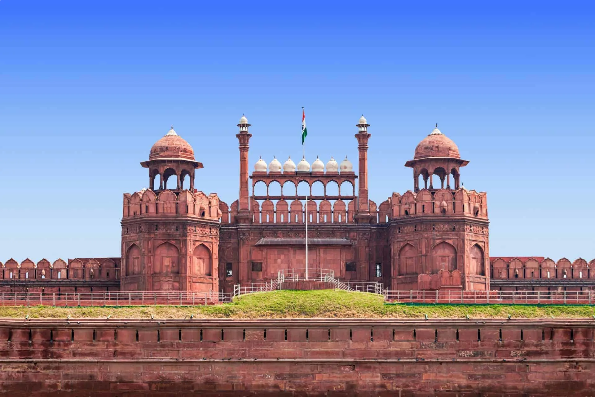 Agra - Delhi Tour ("From Mughal History to City Lights") holiday package